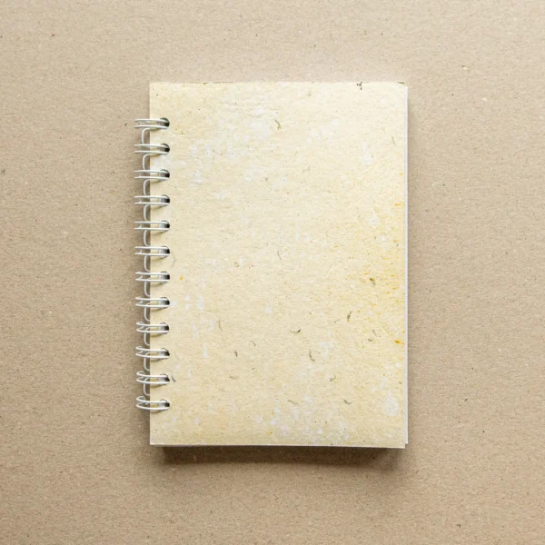 Alternative view of Egyszínű spirál füzet